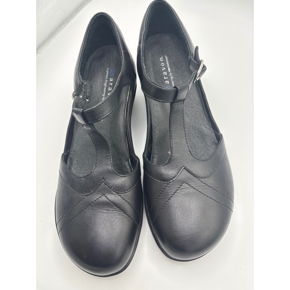 Aravon New Balance Black Leather T-Strap Pumps Heels Women 7 AA Narrow Comfort